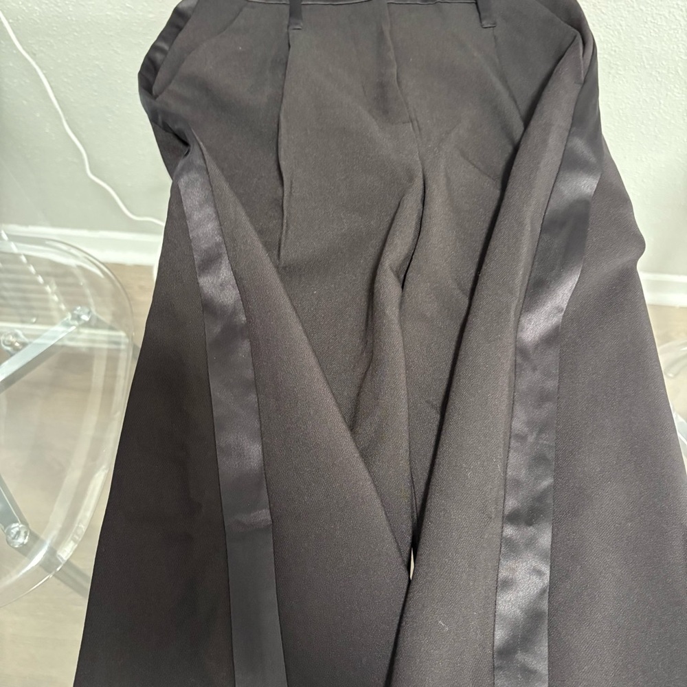 H&M Women's Classic Black Trousers - Picture 3 of 5